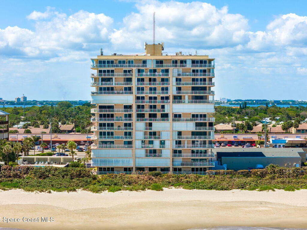 877 N Highway A1a, Indialantic, FL 32903