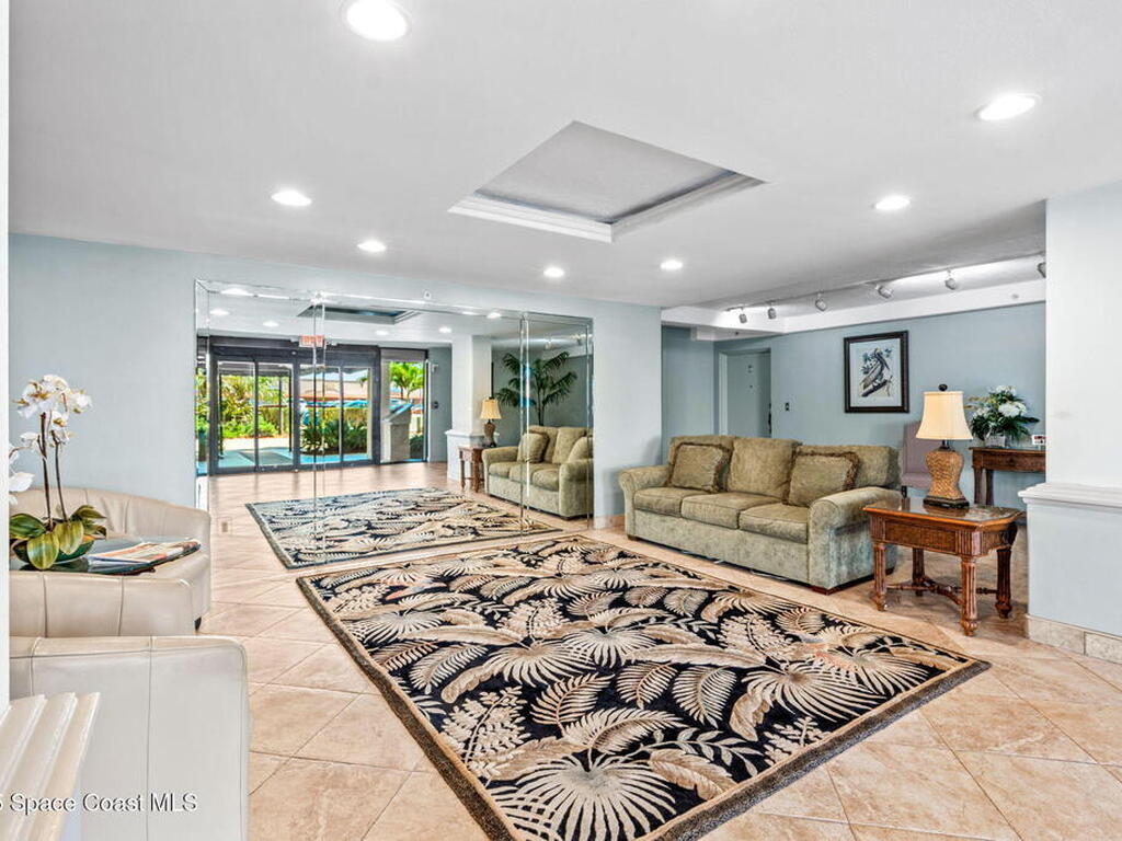 877 N Highway A1a, Indialantic, FL 32903