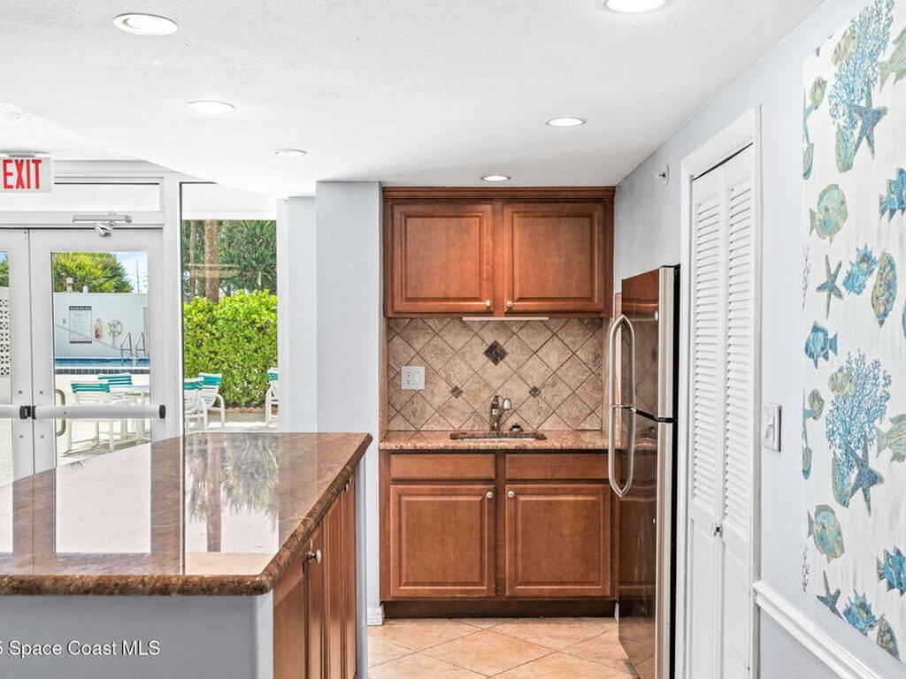 877 N Highway A1a, Indialantic, FL 32903