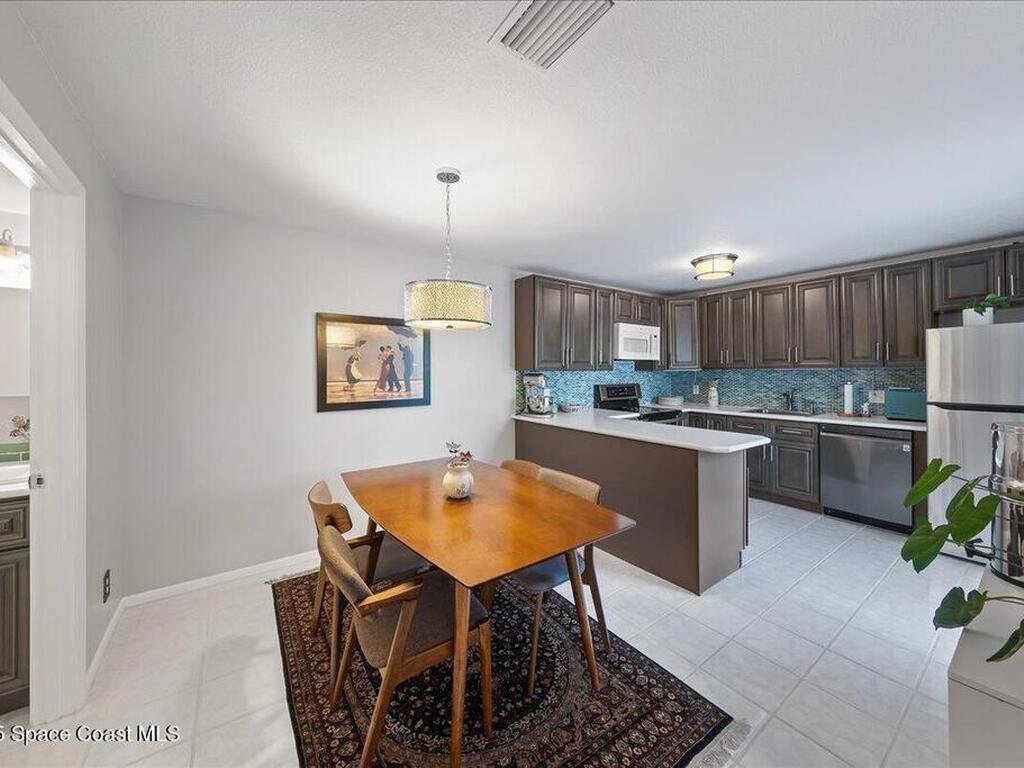 2012 Dan Court, Palm Bay, FL 32905