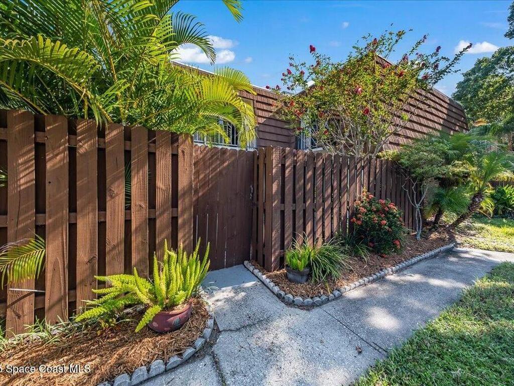 2012 Dan Court, Palm Bay, FL 32905