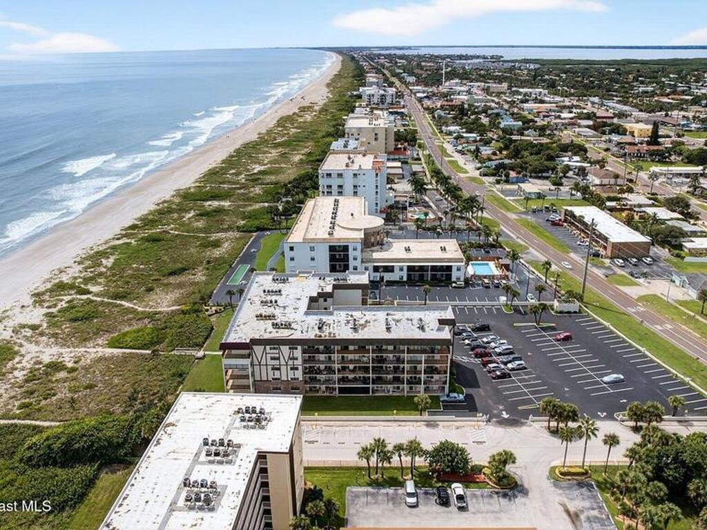 383 N Atlantic Avenue, Cocoa Beach, FL 32931