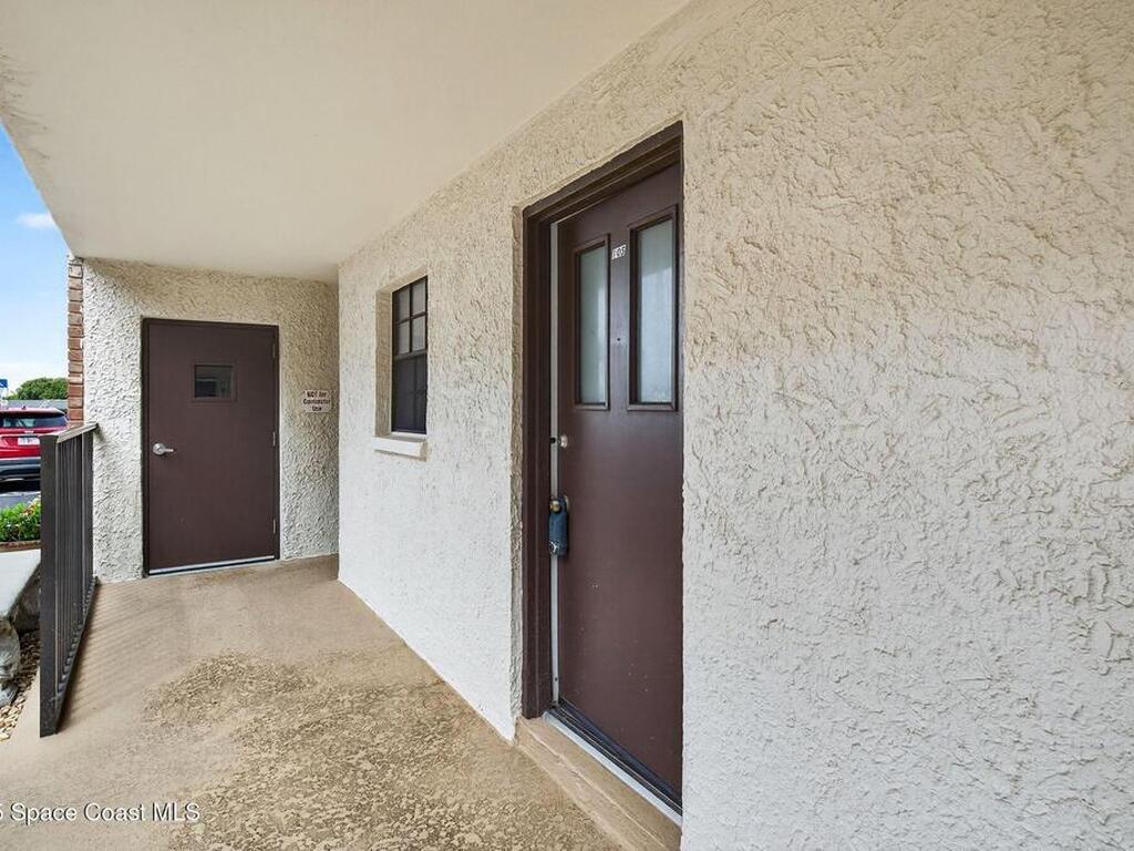 383 N Atlantic Avenue, Cocoa Beach, FL 32931