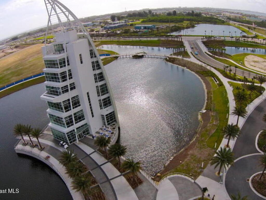 383 N Atlantic Avenue, Cocoa Beach, FL 32931