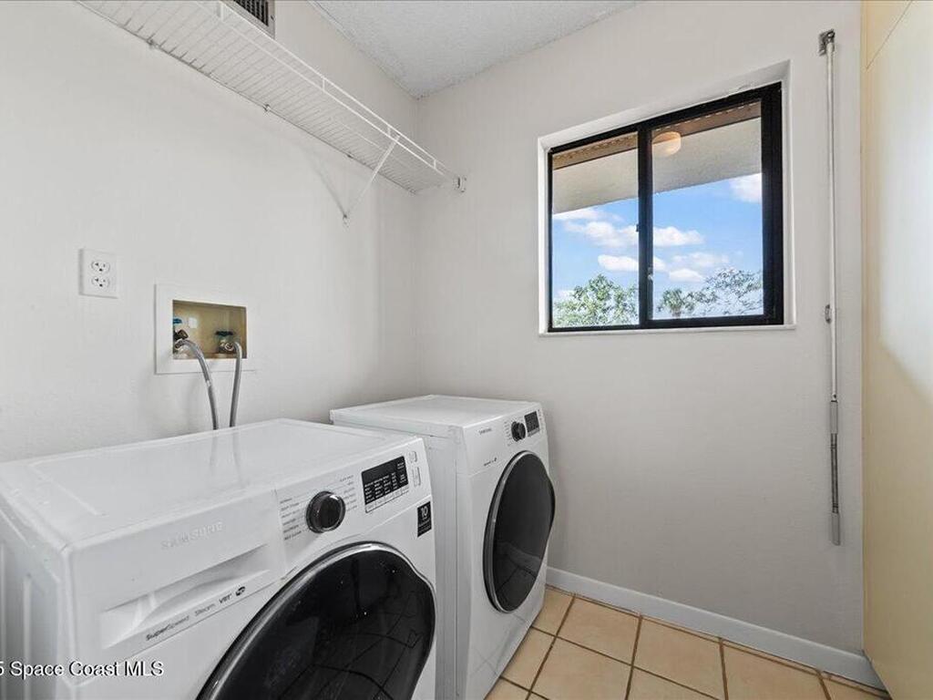 250 S Sykes Creek Parkway, Merritt Island, FL 32952