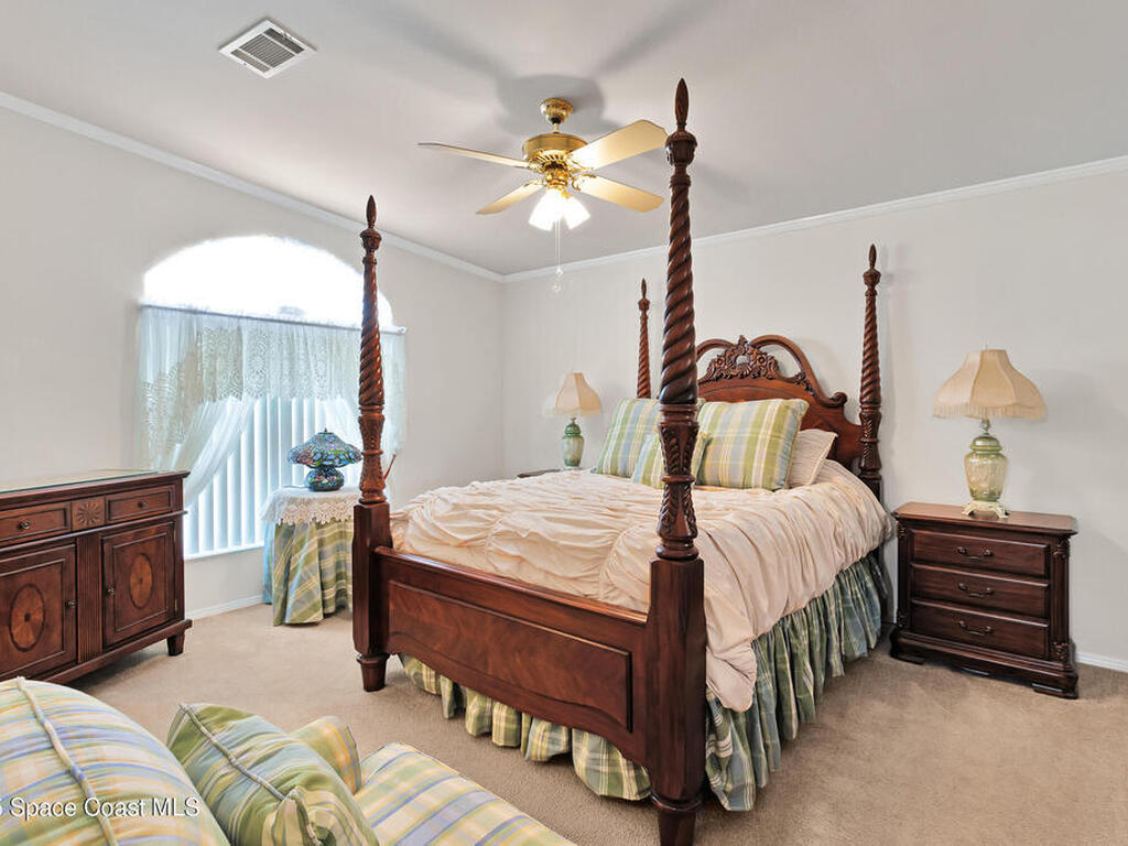 621 Puffin Drive, Barefoot Bay, FL 32976