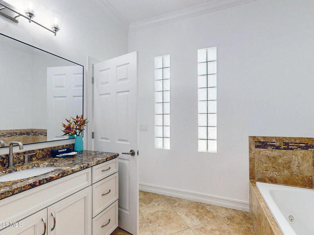 3412 S Atlantic Avenue, Cocoa Beach, FL 32931