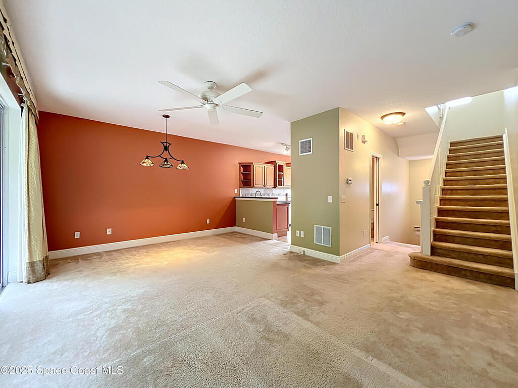 1680 42nd Square, Vero Beach, FL 32960