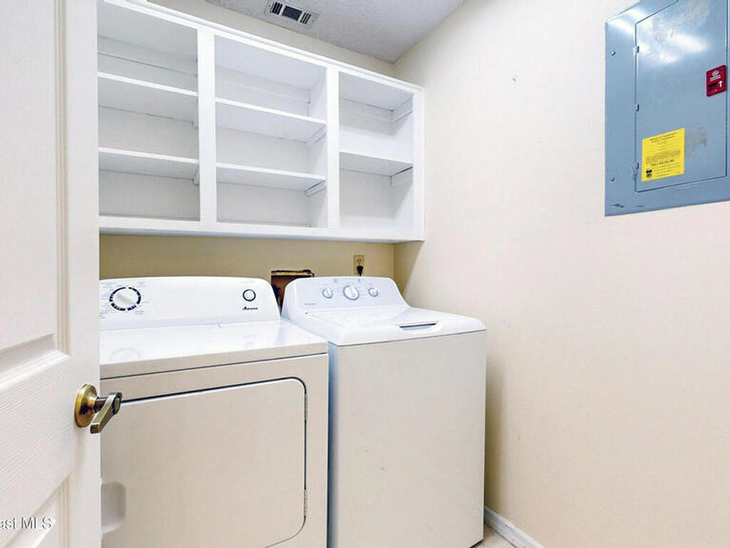 195 Country Club Drive, Suntree, FL 32940