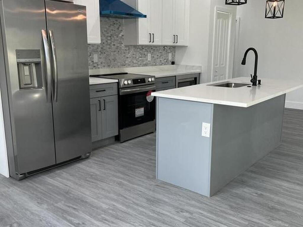 200 Farley Street, Palm Bay, FL 32908