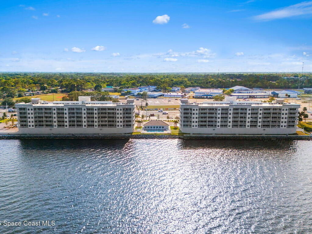 1825 Riverside Drive, Titusville, FL 32780