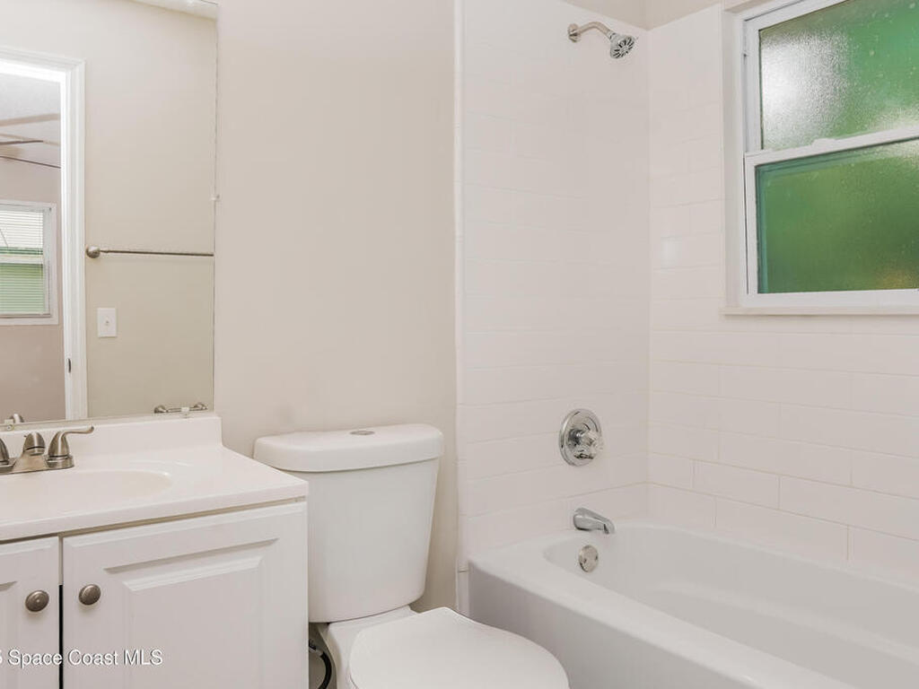 3216 1st Place, Vero Beach, FL 32968