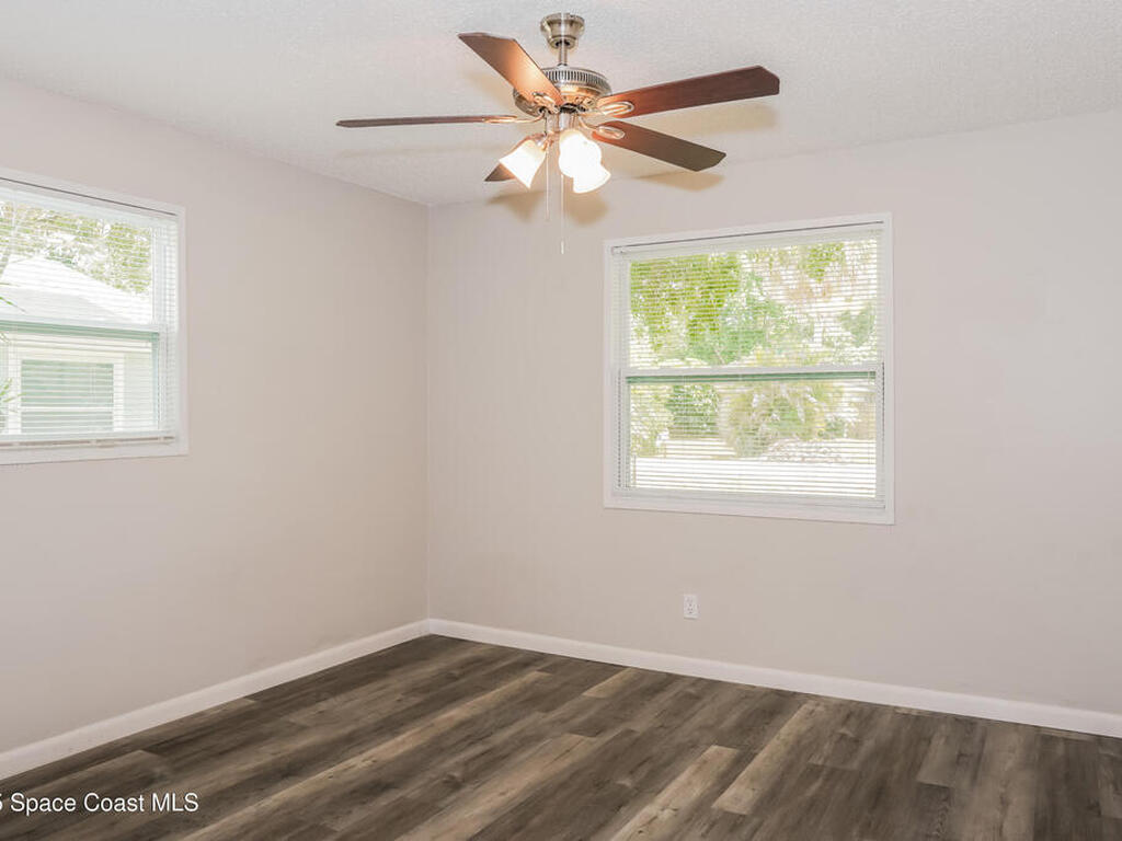 3216 1st Place, Vero Beach, FL 32968