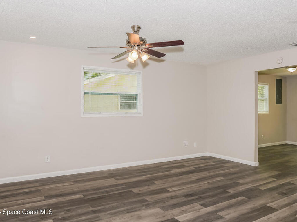 3216 1st Place, Vero Beach, FL 32968