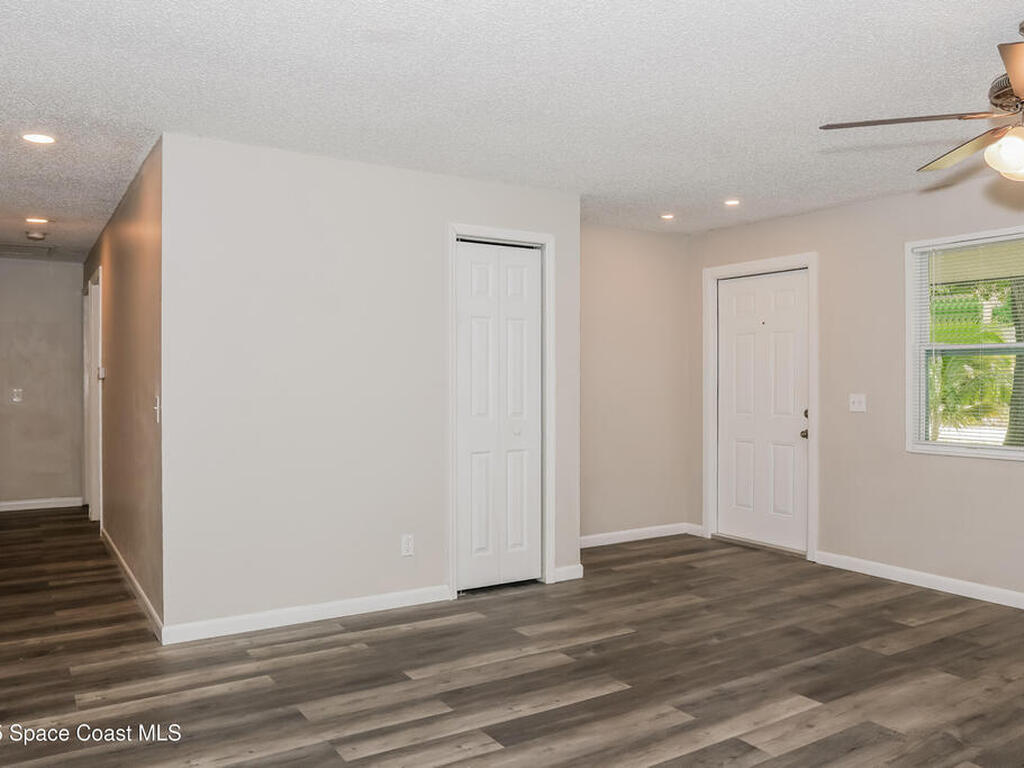 3216 1st Place, Vero Beach, FL 32968