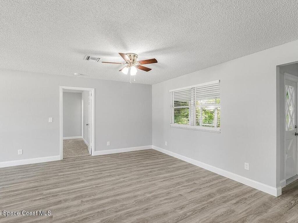 156 24th Avenue, Vero Beach, FL 32962