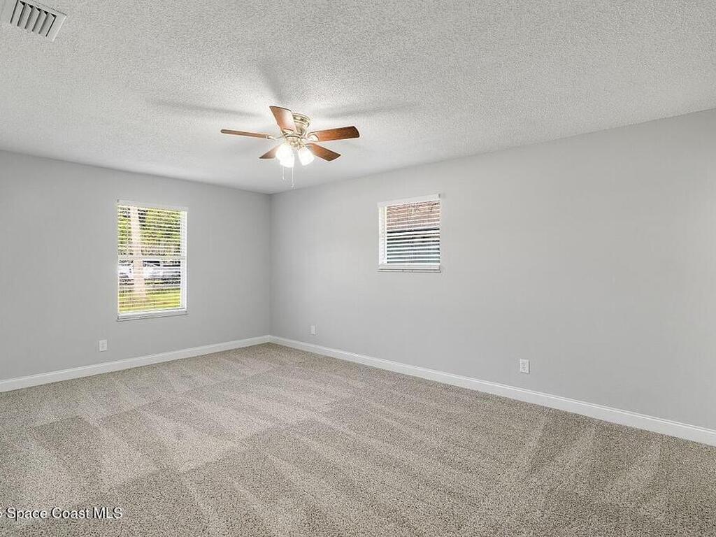 156 24th Avenue, Vero Beach, FL 32962