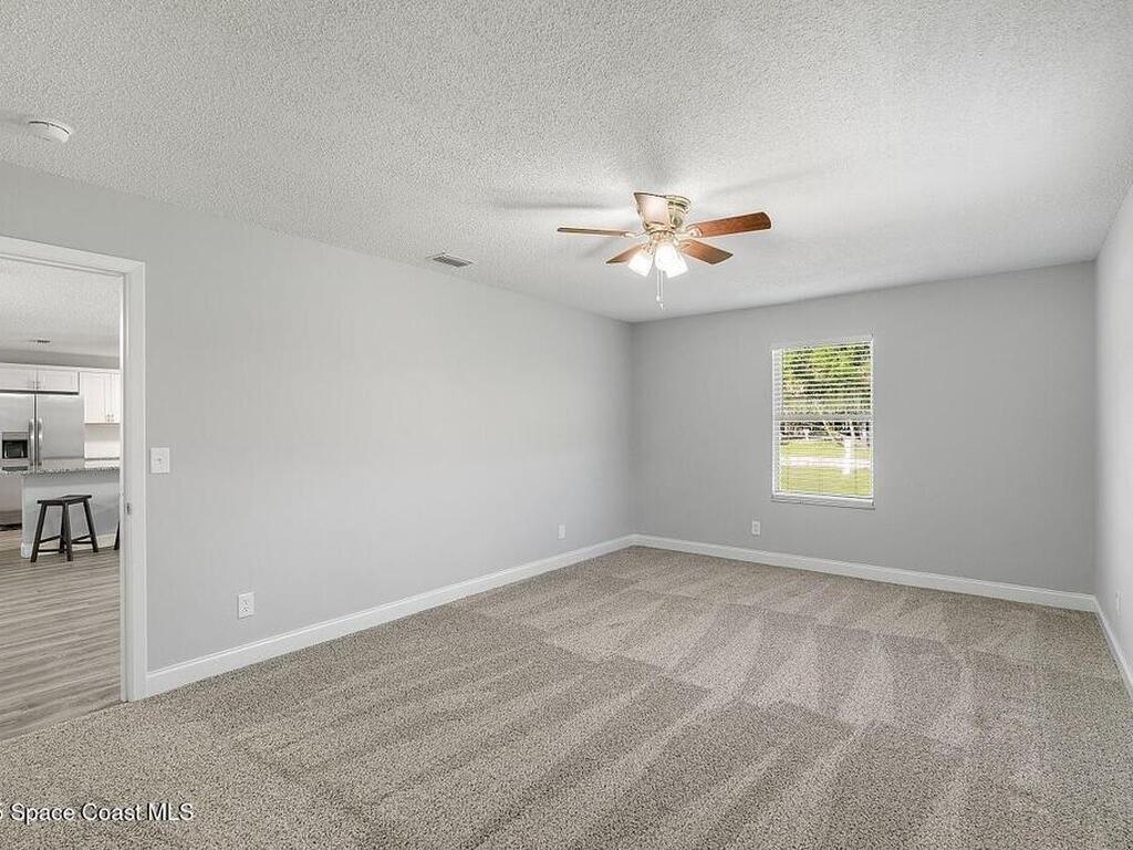 156 24th Avenue, Vero Beach, FL 32962