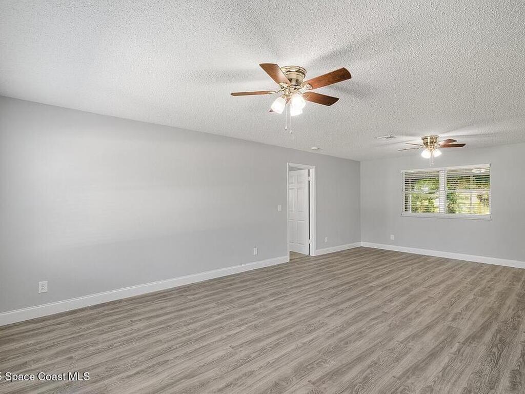 156 24th Avenue, Vero Beach, FL 32962