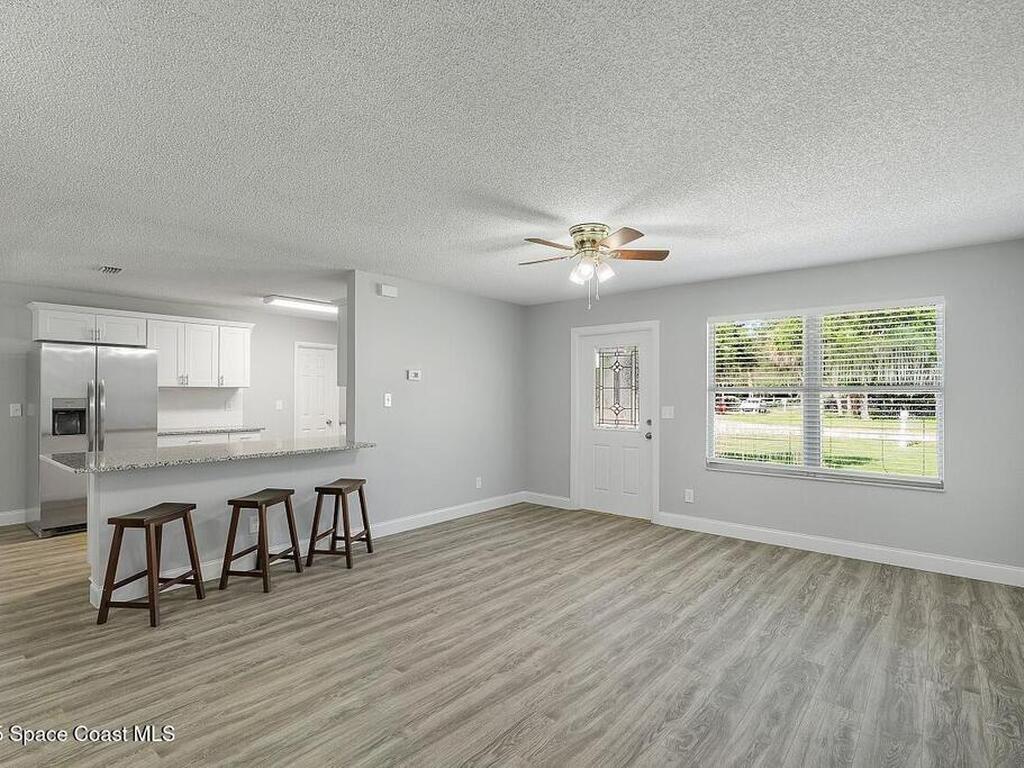 156 24th Avenue, Vero Beach, FL 32962