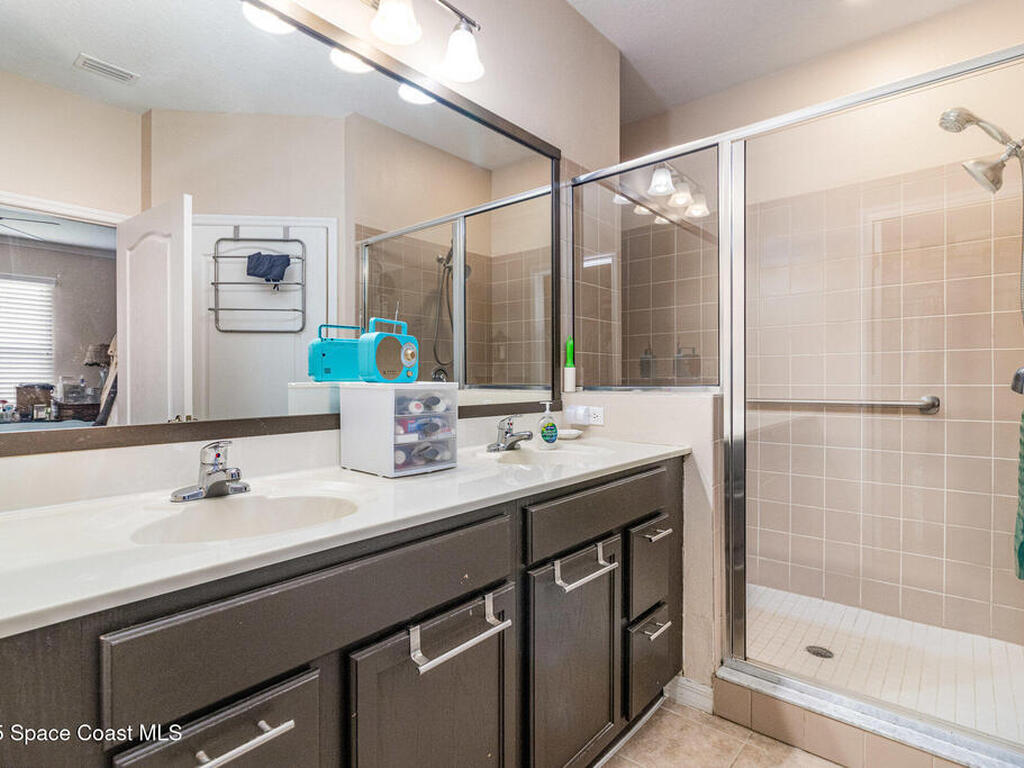 3900 Playa Del Sol Drive, Rockledge, FL 32955