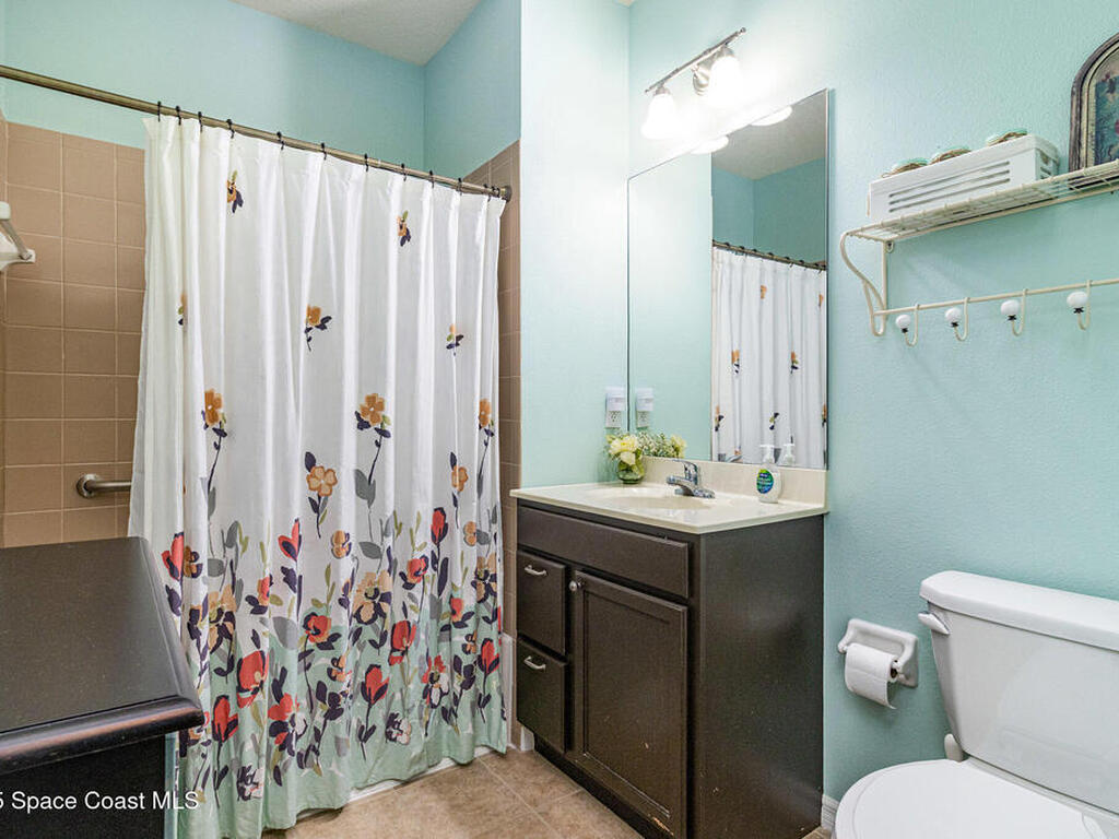 3900 Playa Del Sol Drive, Rockledge, FL 32955