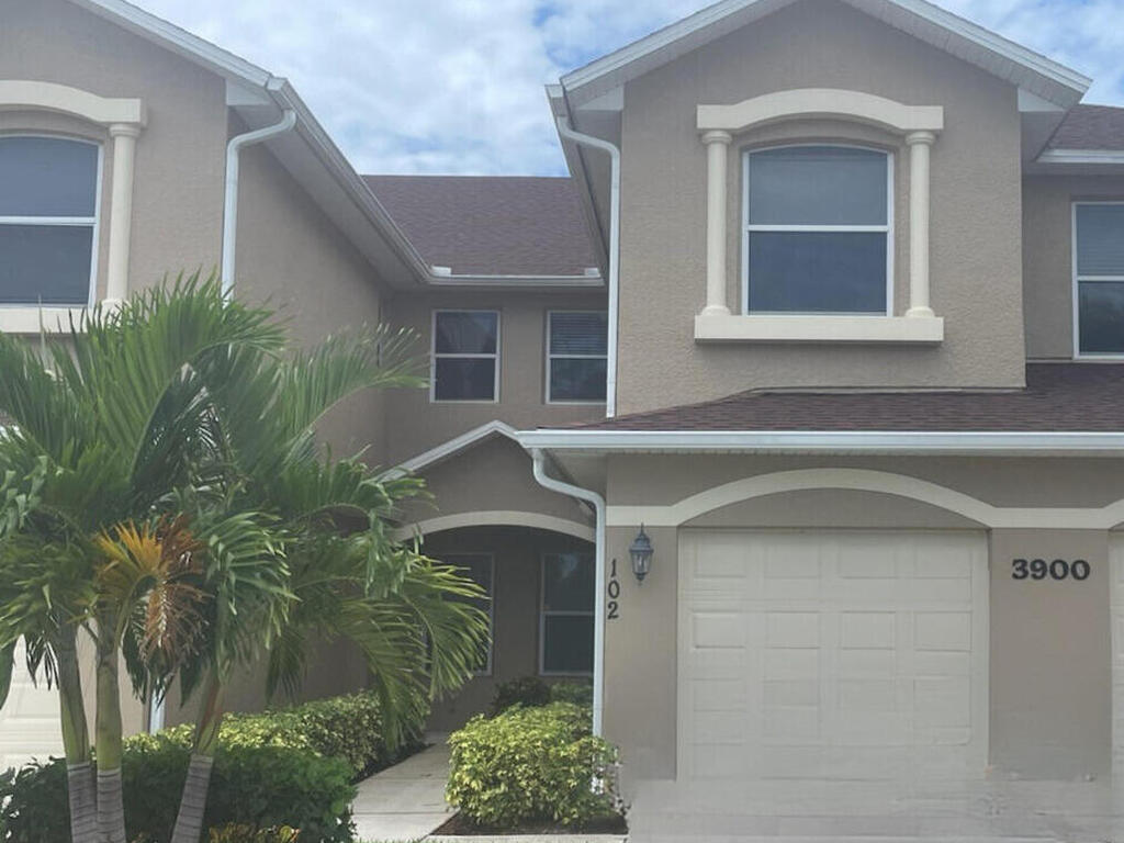 3900 Playa Del Sol Drive, Rockledge, FL 32955