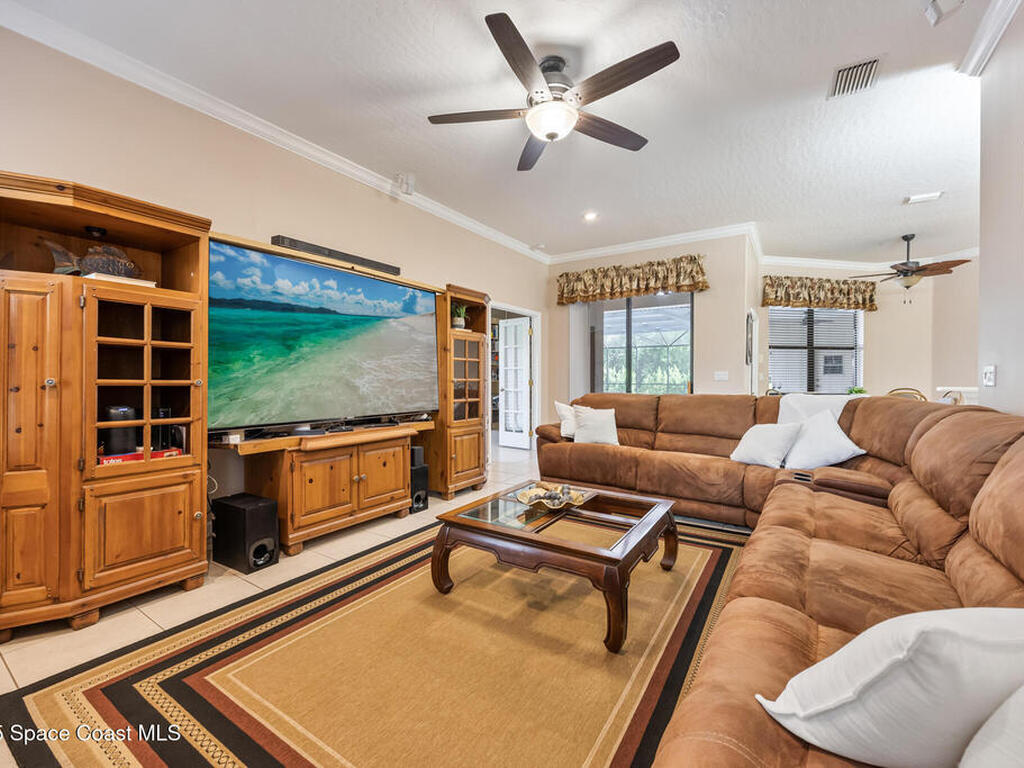 5627 Cypress Creek Drive, Grant, FL 32949