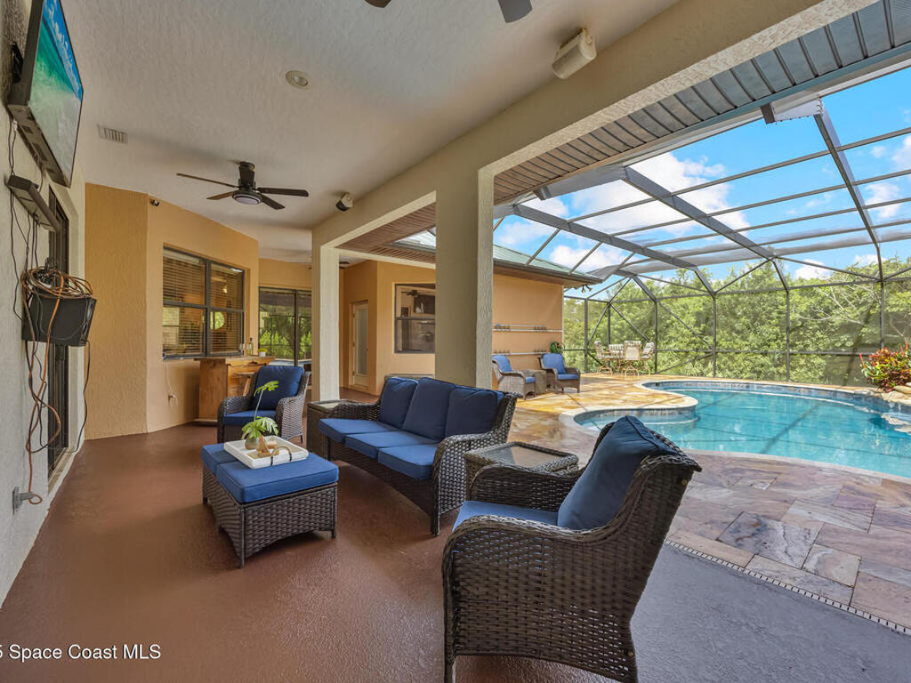 5627 Cypress Creek Drive, Grant, FL 32949