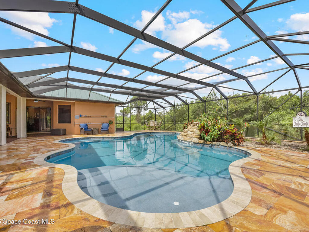 5627 Cypress Creek Drive, Grant, FL 32949