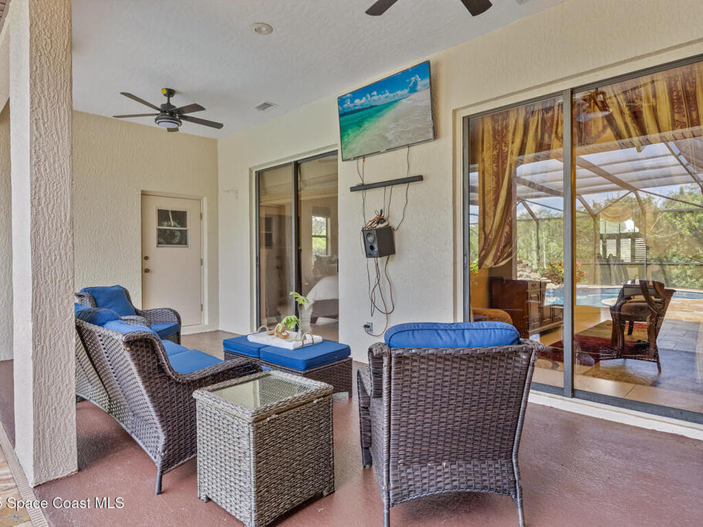 5627 Cypress Creek Drive, Grant, FL 32949