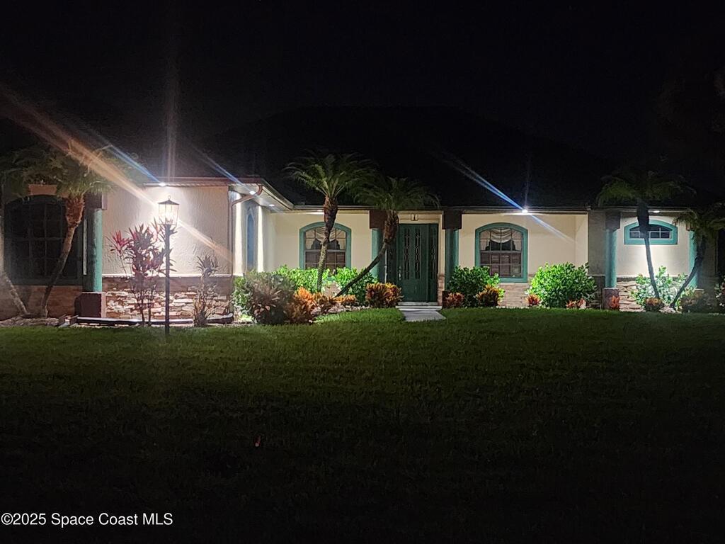 5627 Cypress Creek Drive, Grant, FL 32949