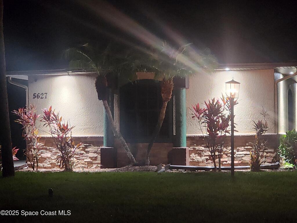 5627 Cypress Creek Drive, Grant, FL 32949