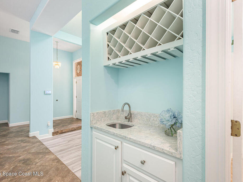 772 Lake Drive, Melbourne, FL 32940