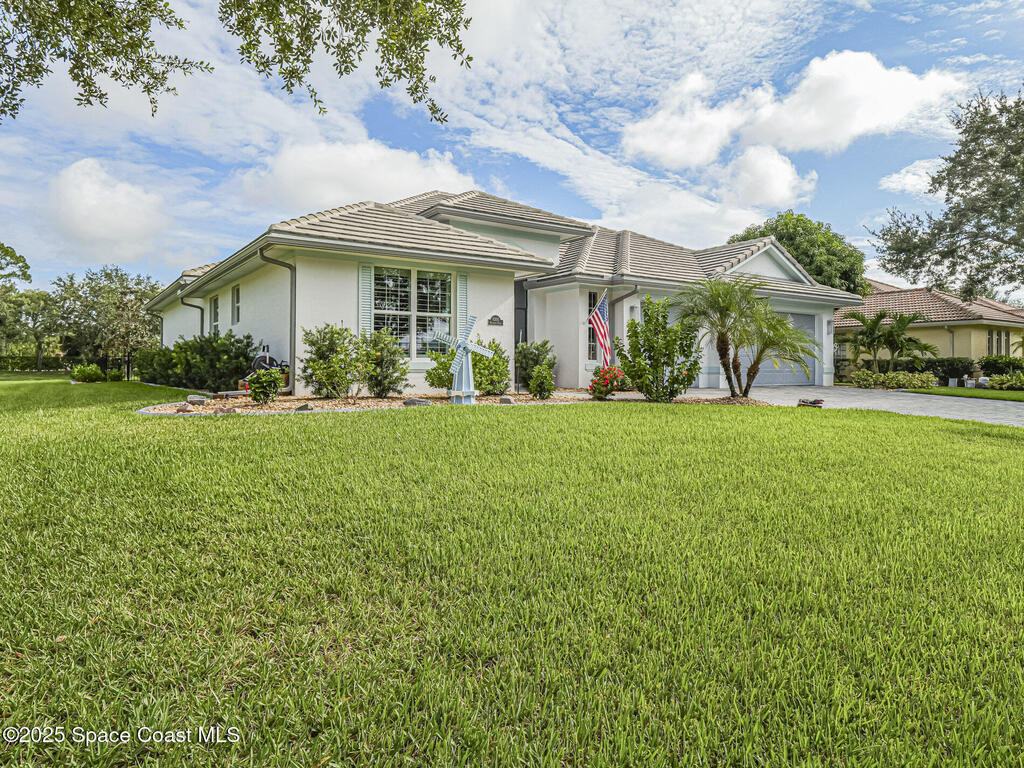 8300 Meredith Place, Vero Beach, FL 32968