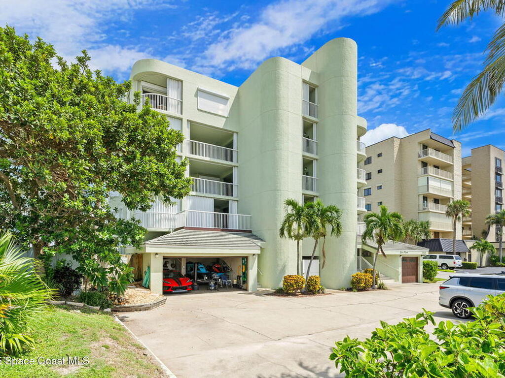 3031 S Atlantic Avenue, Cocoa Beach, FL 32931