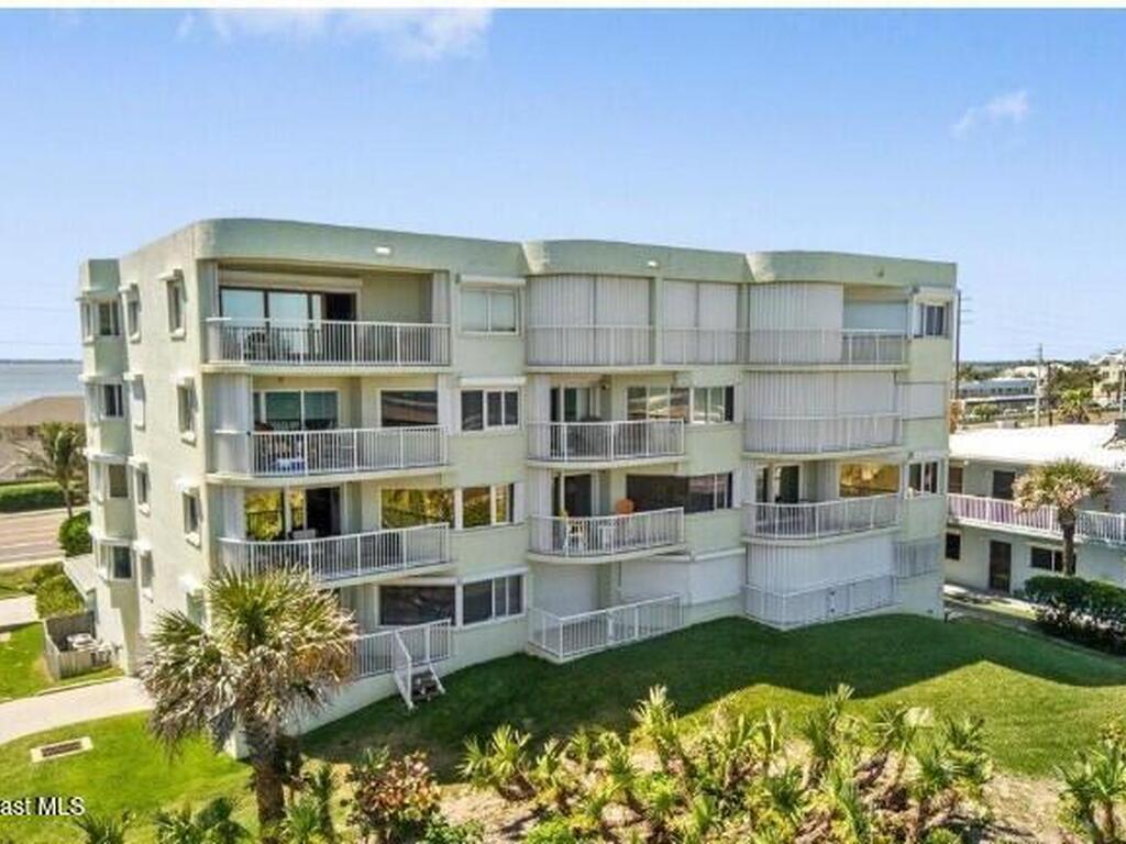 3031 S Atlantic Avenue, Cocoa Beach, FL 32931