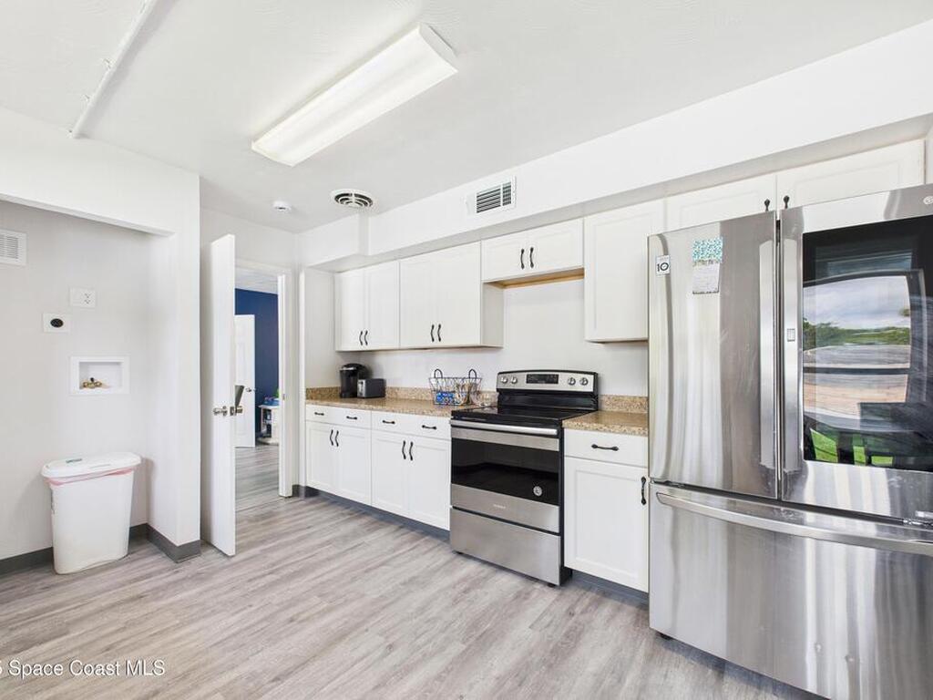 1340 S Wickham Road, Melbourne, FL 32904