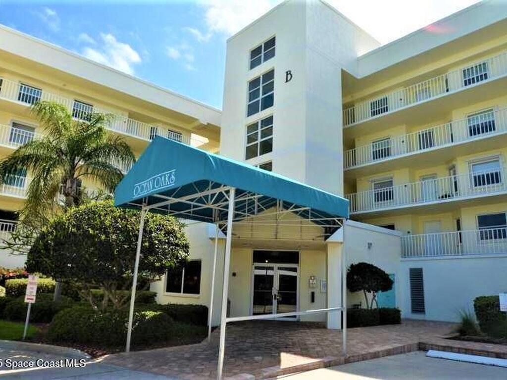 8700 Ridgewood Avenue, Cape Canaveral, FL 32920