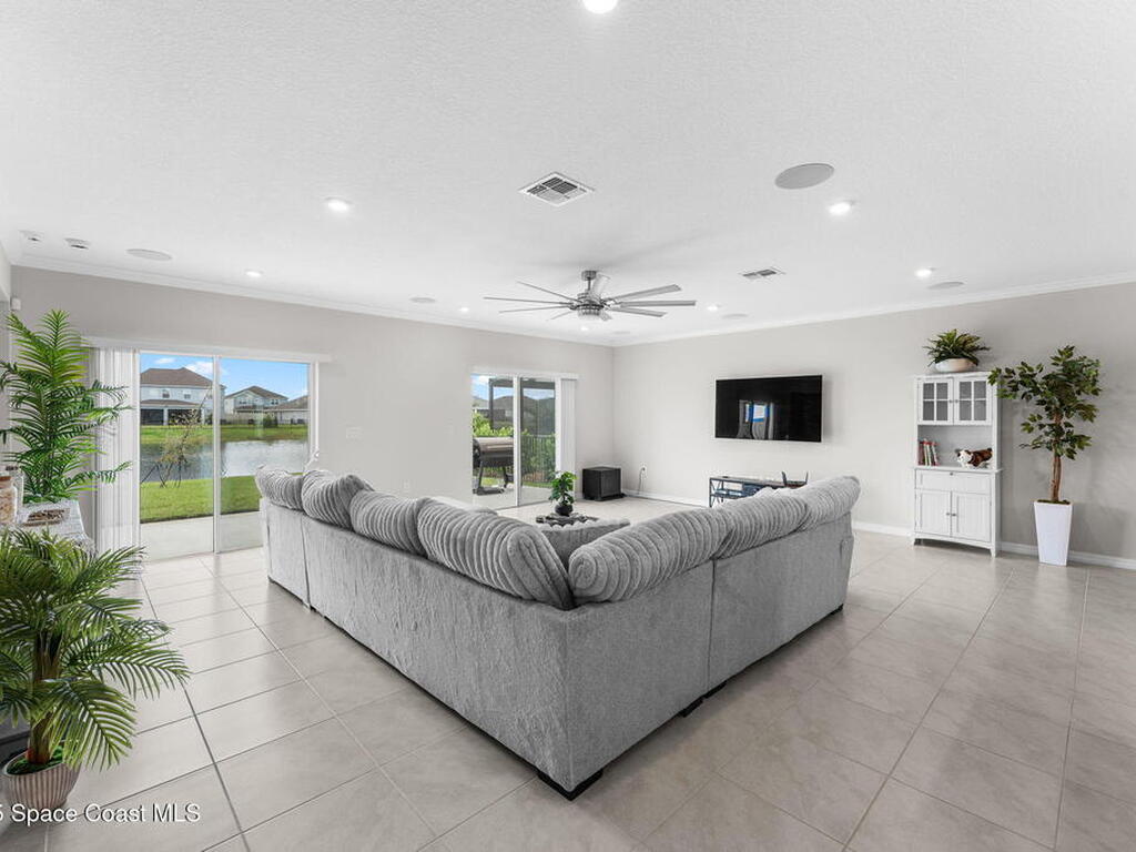 2422 Carrick Street, Palm Bay, FL 32907