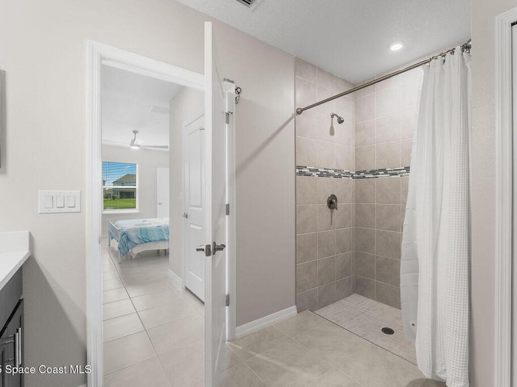 2422 Carrick Street, Palm Bay, FL 32907