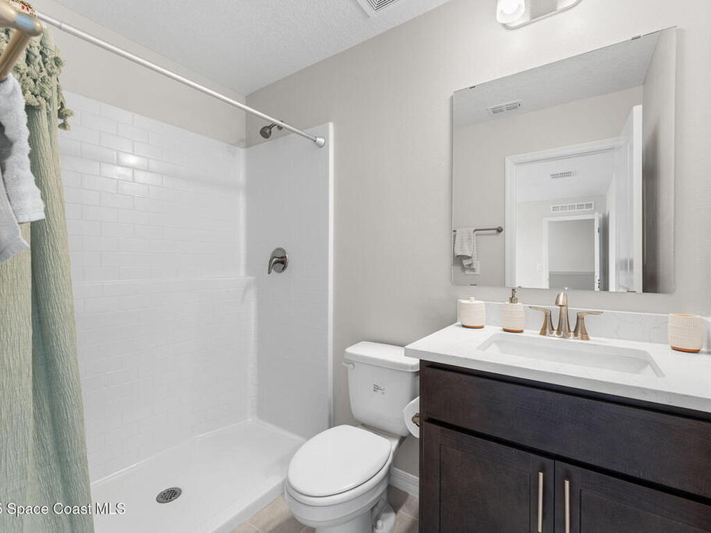 2422 Carrick Street, Palm Bay, FL 32907