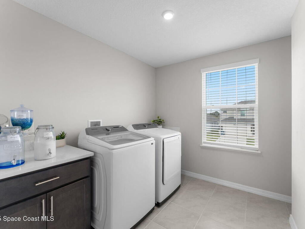 2422 Carrick Street, Palm Bay, FL 32907