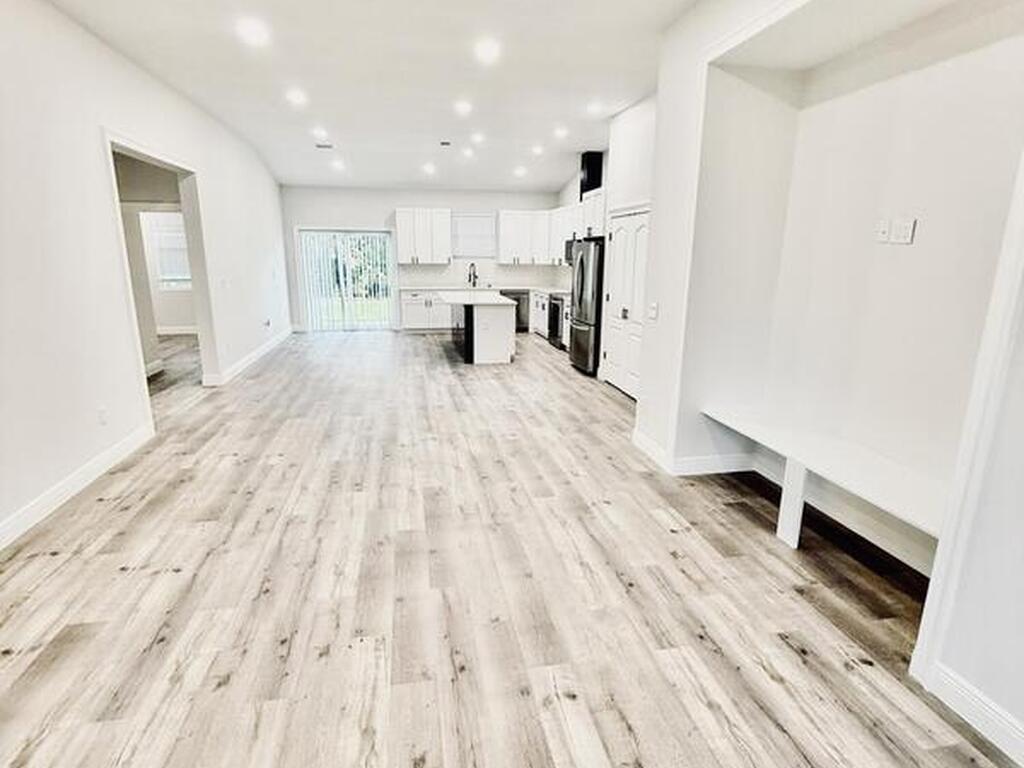 475 La Coco Street, Palm Bay, FL 32908