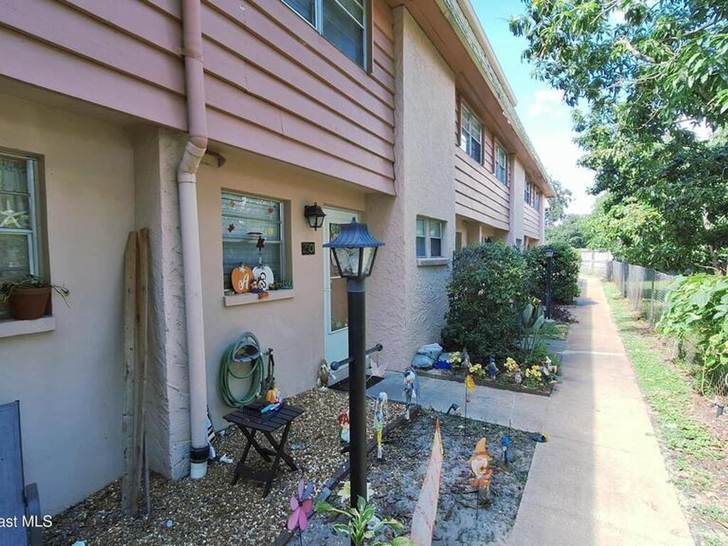 2501 Country Club Drive, Titusville, FL 32780