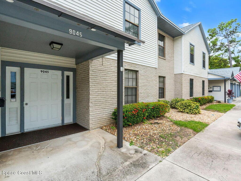 9045 York Lane, West Melbourne, FL 32904