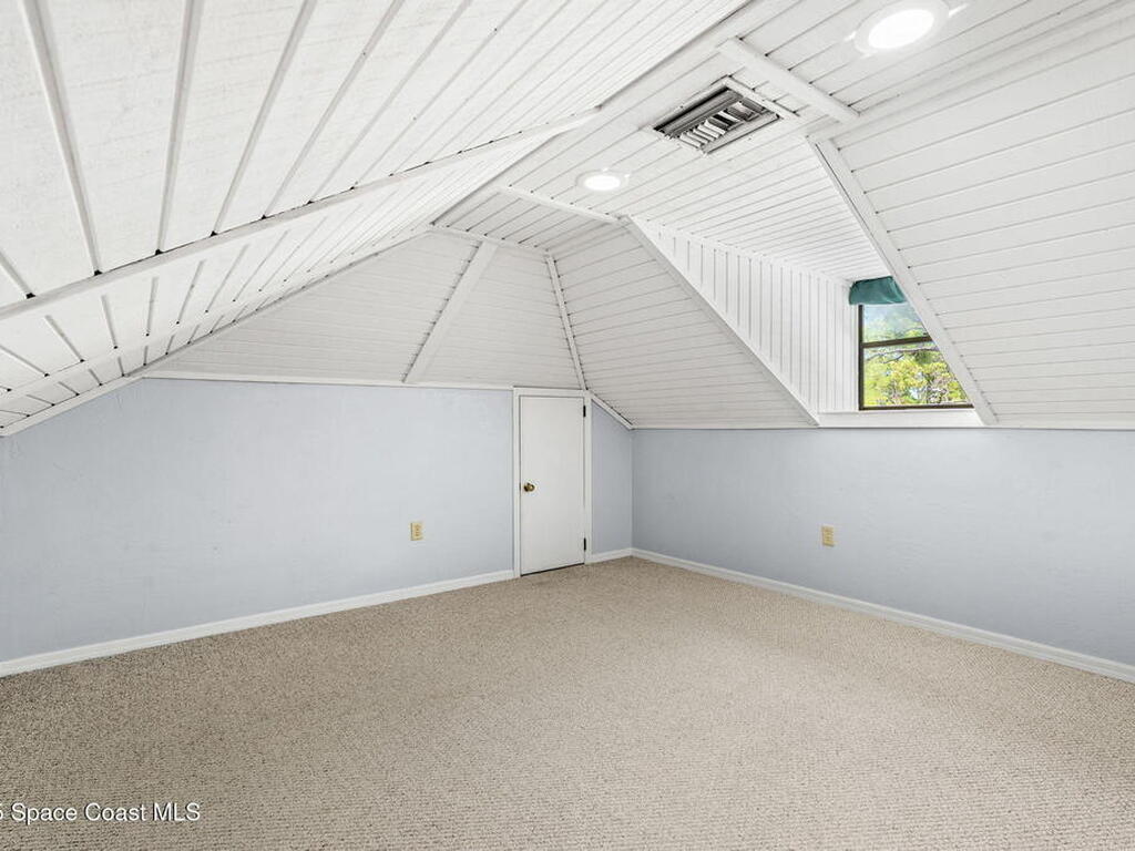 9045 York Lane, West Melbourne, FL 32904