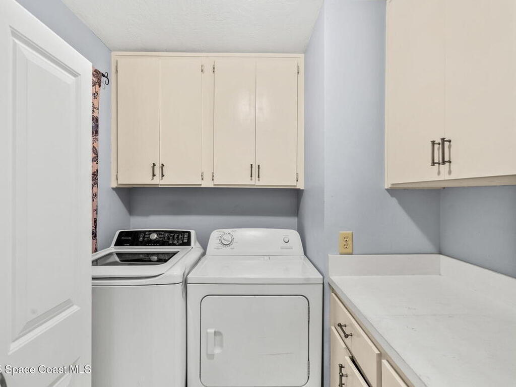 9045 York Lane, West Melbourne, FL 32904