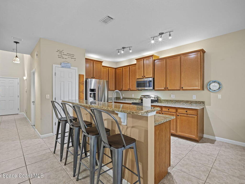 2565 Revolution Street, Melbourne, FL 32935