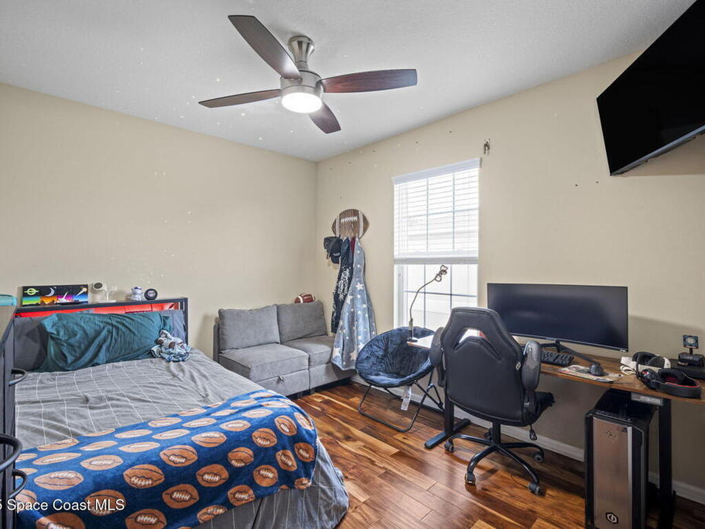 2565 Revolution Street, Melbourne, FL 32935